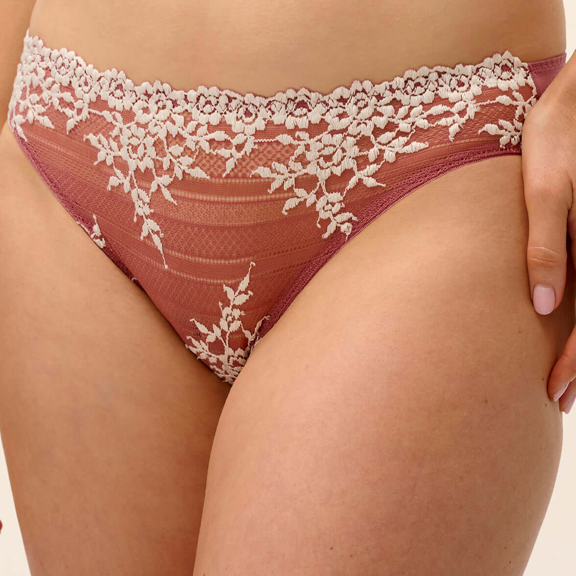 Braga Bikini Embrace Lace Wacoal WA064391