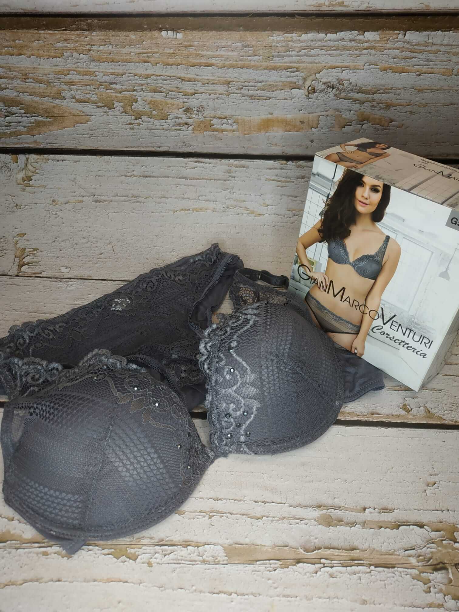 Conjunto sujetador push up y braga brasileña Gian marco Venturi 5460 Gris