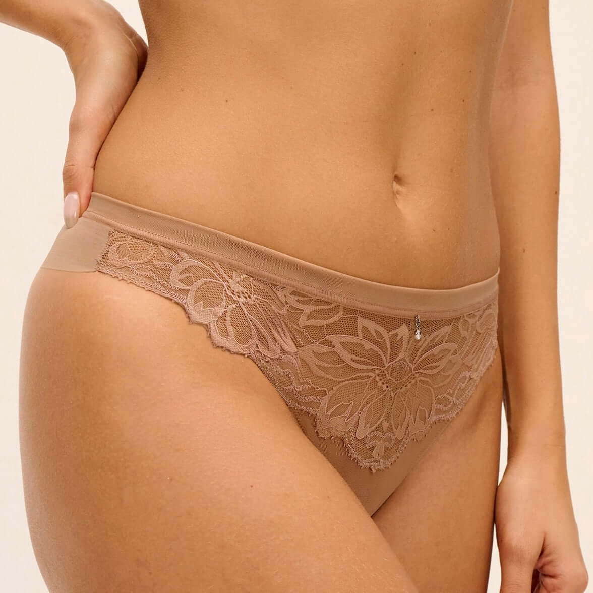 Tanga Mujer Wacoal WE601770 Abellia Encaje