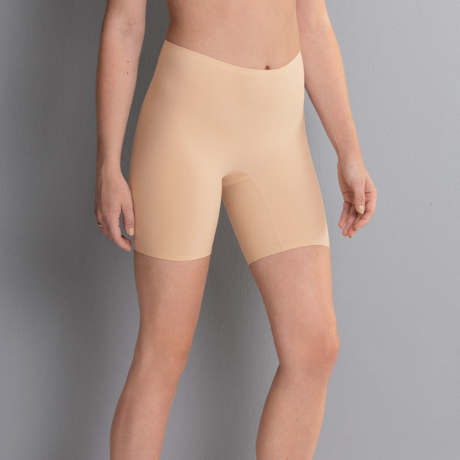 Short antiroces Essential Anita, prenda sin costuras que protege la piel de la cara interna de los muslos.