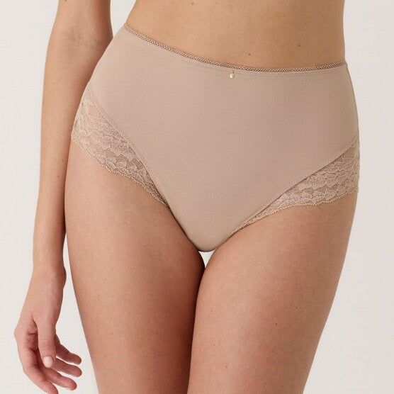 Braga Moldeadora Cintura Muy Alta Renatta Selmark 61390 Piel